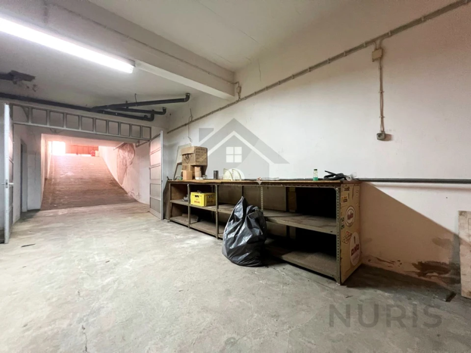 Garagem para Venda em Portimão Foto 12