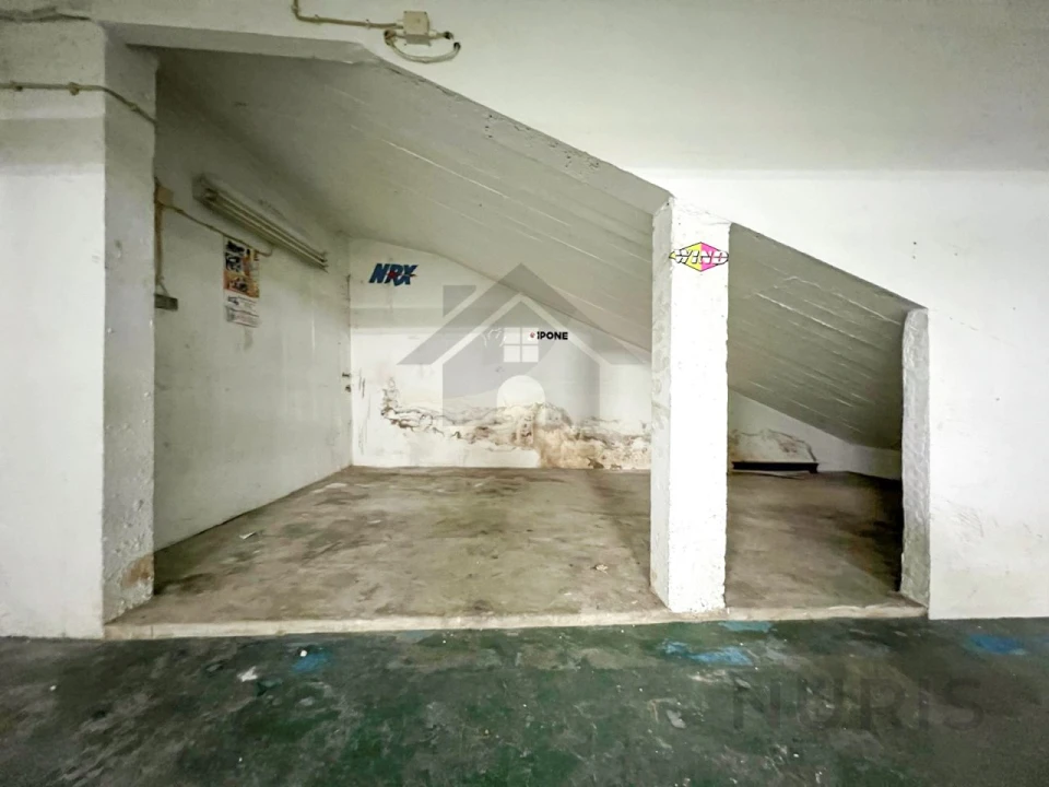 Garagem para Venda em Portimão Foto 19