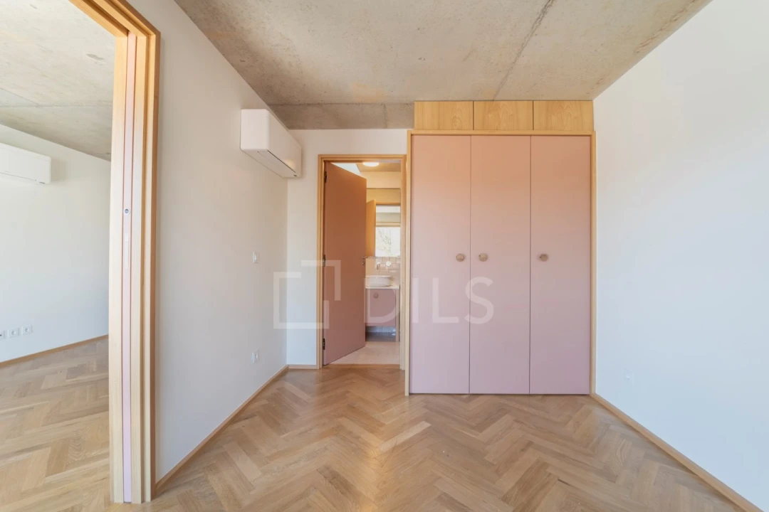 Apartamento T2 para Venda em Cedofeita, Santo Ildefonso, Sé, Miragaia, São Nicolau e Vitória Foto 4