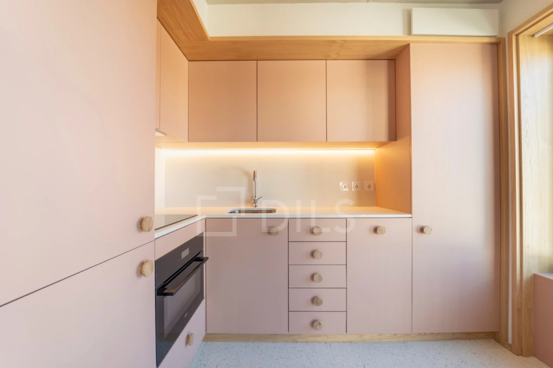 Apartamento T2 para Venda em Cedofeita, Santo Ildefonso, Sé, Miragaia, São Nicolau e Vitória Foto 5