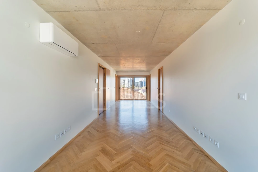 Apartamento T2 para Venda em Cedofeita, Santo Ildefonso, Sé, Miragaia, São Nicolau e Vitória Foto 13