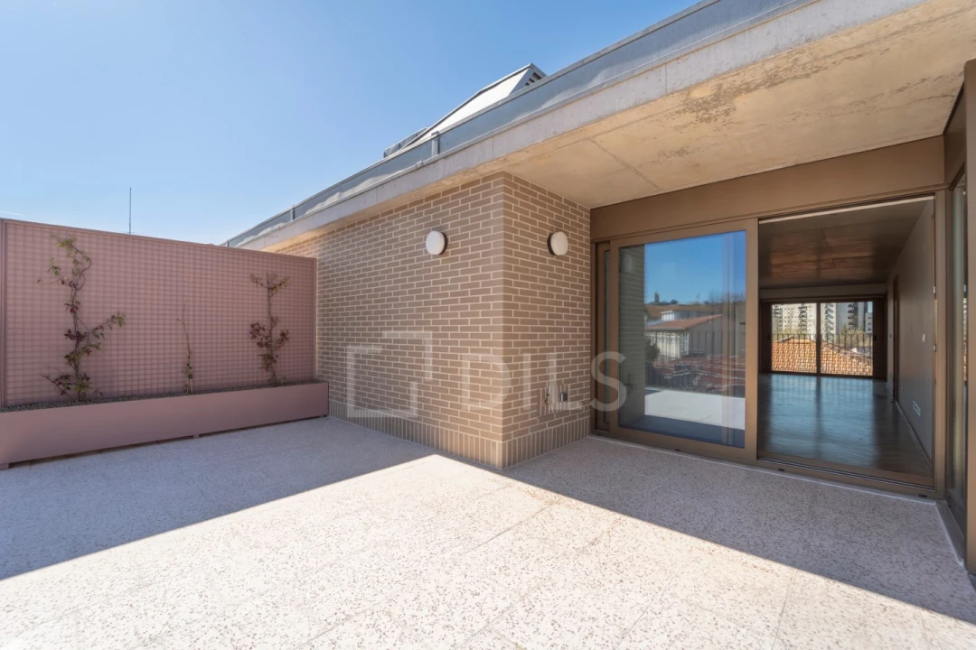 Apartamento T2 para Venda em Cedofeita, Santo Ildefonso, Sé, Miragaia, São Nicolau e Vitória Foto 22