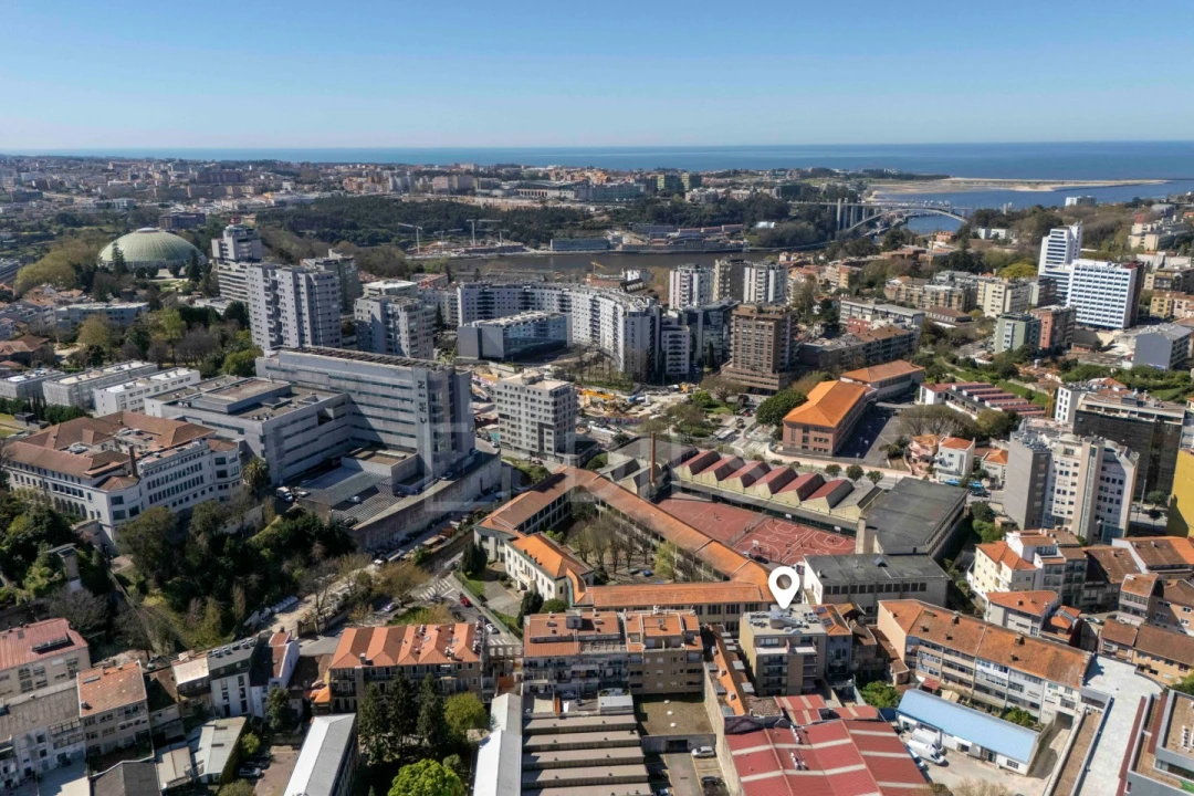 Apartamento T2 para Venda em Cedofeita, Santo Ildefonso, Sé, Miragaia, São Nicolau e Vitória Foto 35