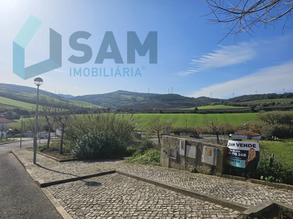 Terreno para Venda em Dois Portos e Runa Foto 4