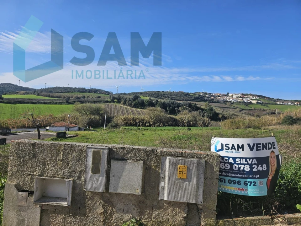 Terreno para Venda em Dois Portos e Runa Foto 2