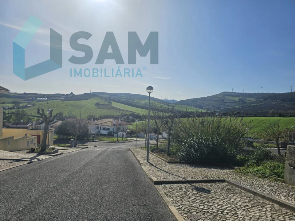 Terreno para Venda em Dois Portos e Runa Foto 6