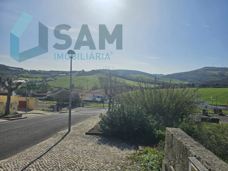 Terreno para Venda em Dois Portos e Runa Foto 16
