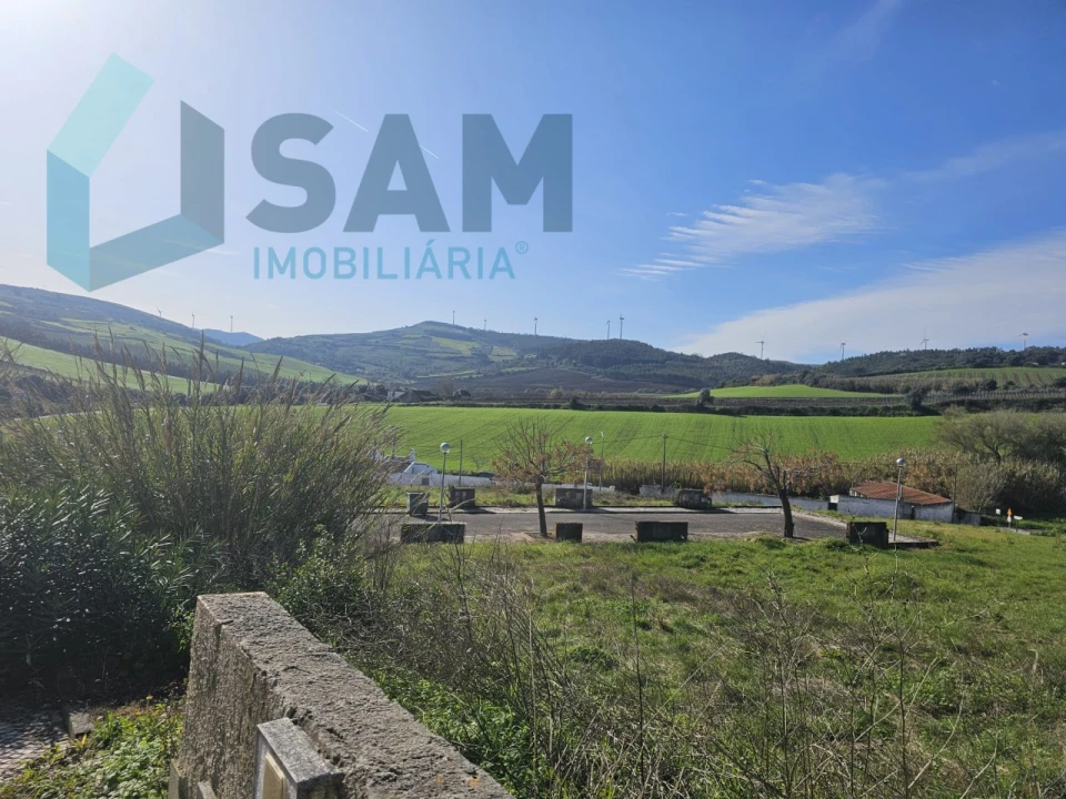 Terreno para Venda em Dois Portos e Runa Foto 17