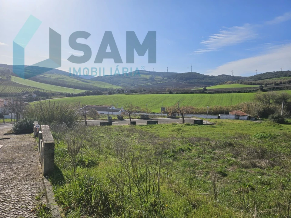 Terreno para Venda em Dois Portos e Runa Foto 20