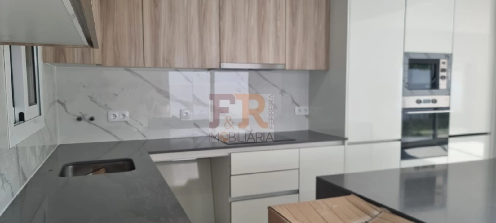 Moradia T4 para Venda em Fernao Ferro Foto 25