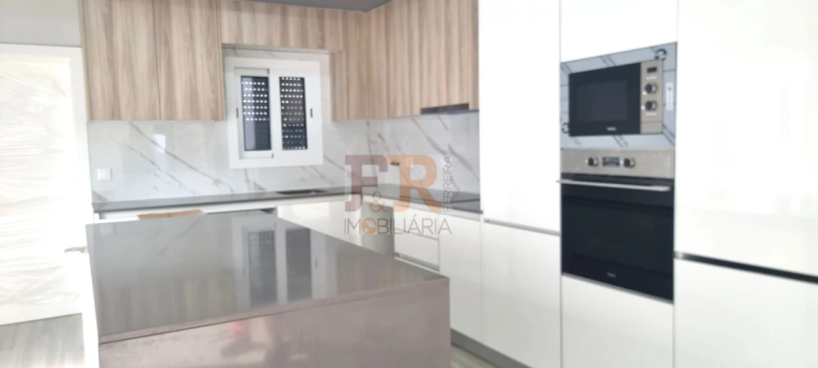 Moradia T4 para Venda em Fernao Ferro Foto 31