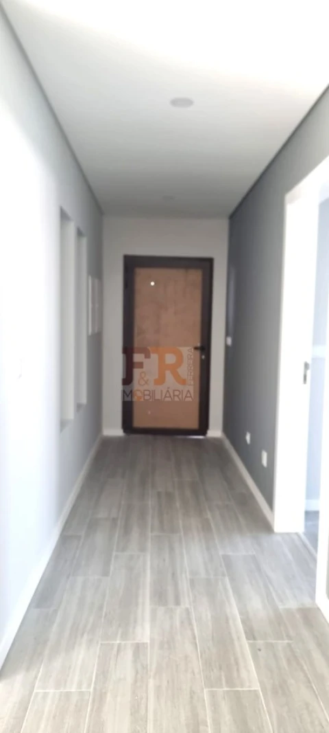 Moradia T4 para Venda em Fernao Ferro