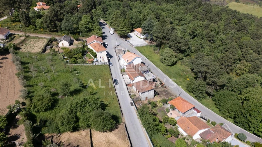 Moradia T2 para Venda em Vreia de Bornes Foto 6