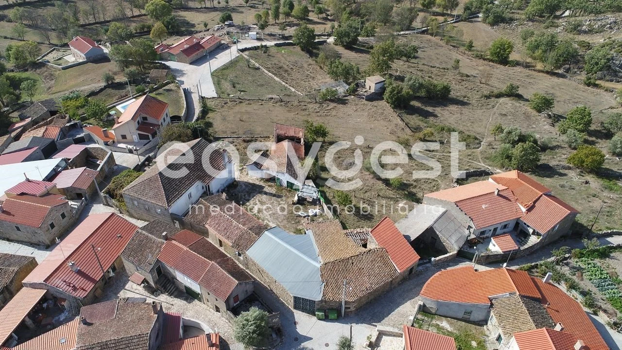 Quinta T4 para Venda em Amoreira, Parada e Cabreira Foto 14