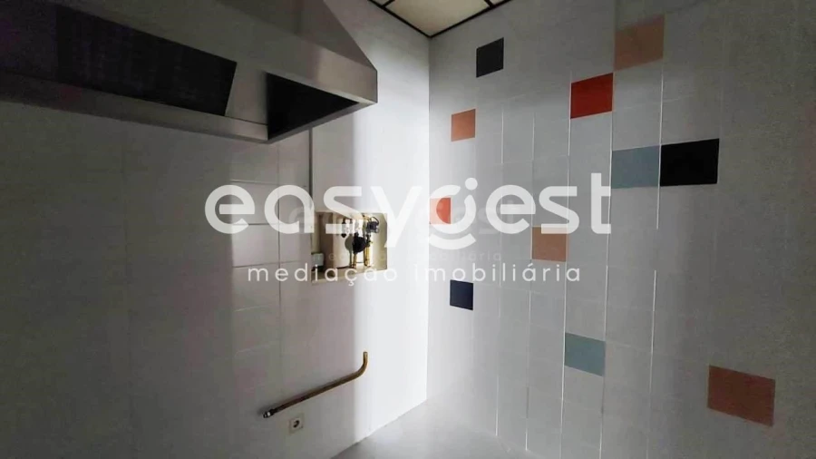 Loja para Venda em Leiria, Pousos, Barreira e Cortes Foto 4