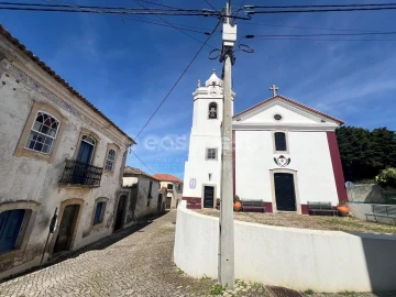 Moradia T2 para Venda em Santa Maria, São Pedro e Sobral da Lagoa