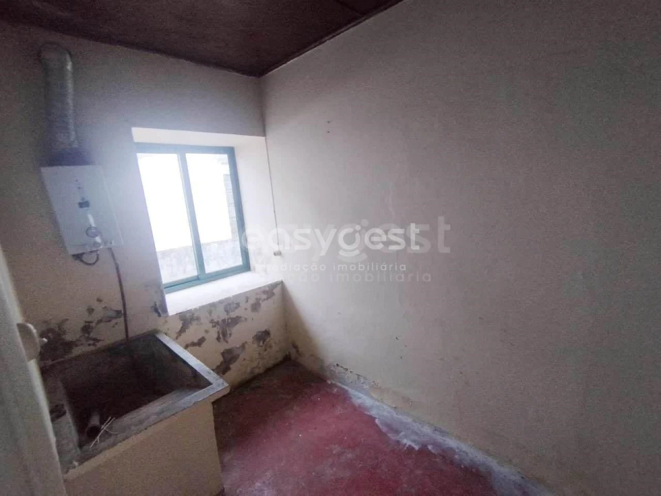 Moradia T3 para Venda em Angra (Nossa Senhora da Conceição) Foto 10