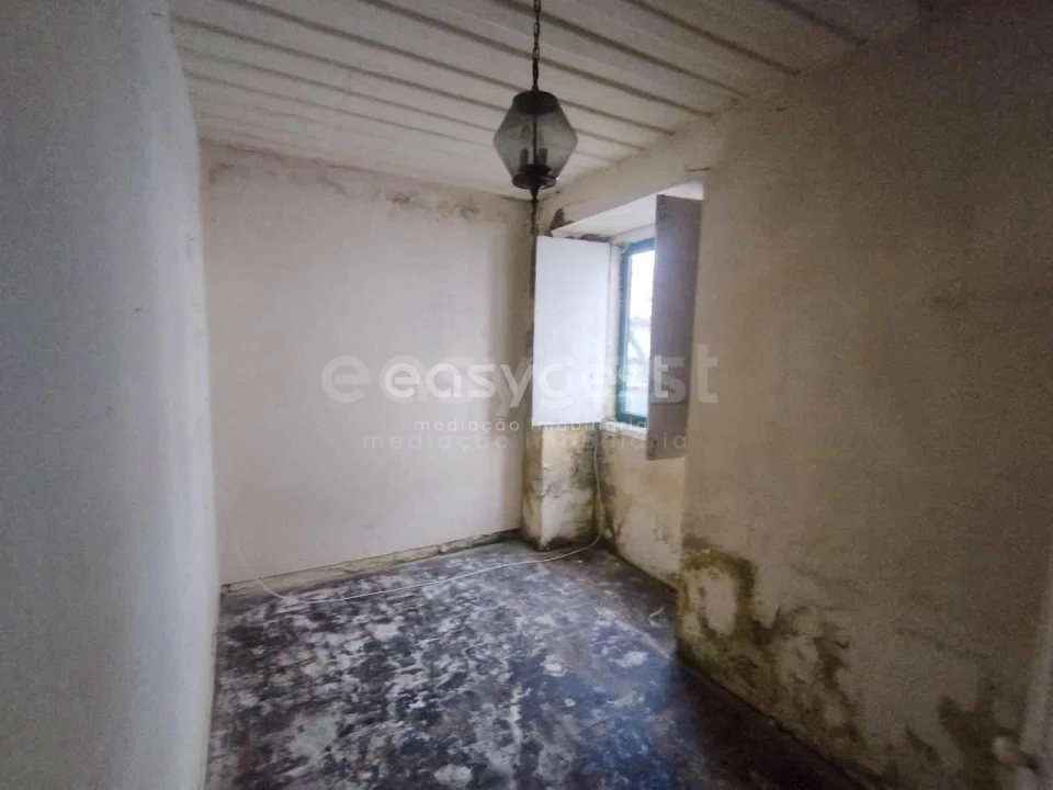 Moradia T3 para Venda em Angra (Nossa Senhora da Conceição) Foto 12