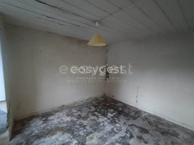 Moradia T3 para Venda em Angra (Nossa Senhora da Conceição) Foto 3