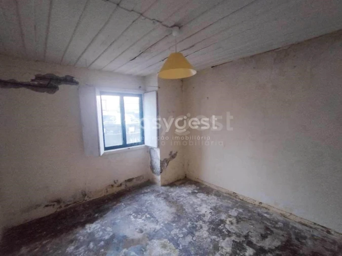 Moradia T3 para Venda em Angra (Nossa Senhora da Conceição) Foto 8