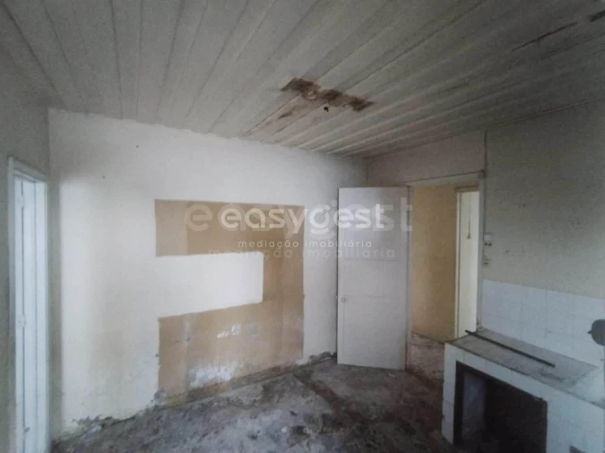 Moradia T3 para Venda em Angra (Nossa Senhora da Conceição) Foto 13