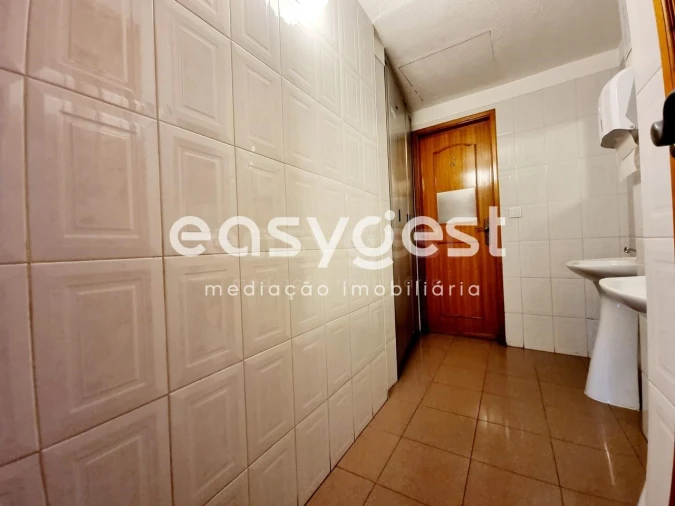 Negócio para Venda em Alfragide Foto 7