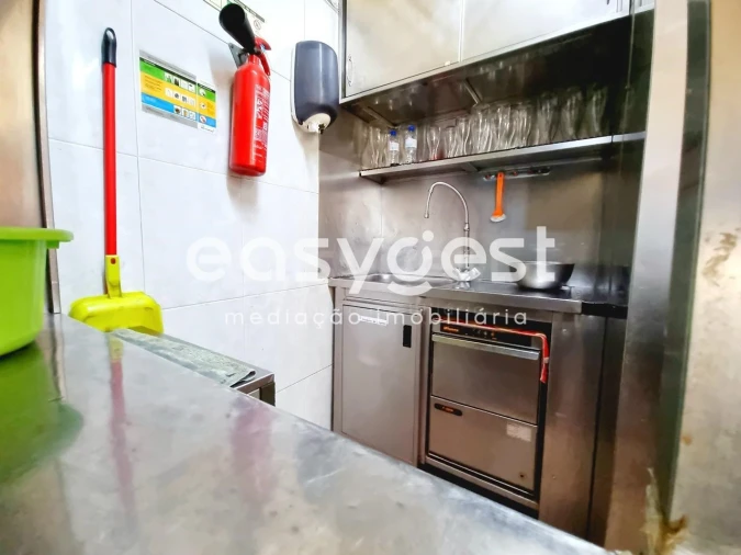 Negócio para Venda em Alfragide Foto 18