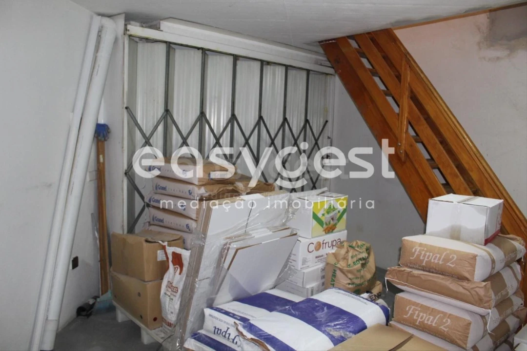 Loja para Venda em Marinha Grande Foto 10