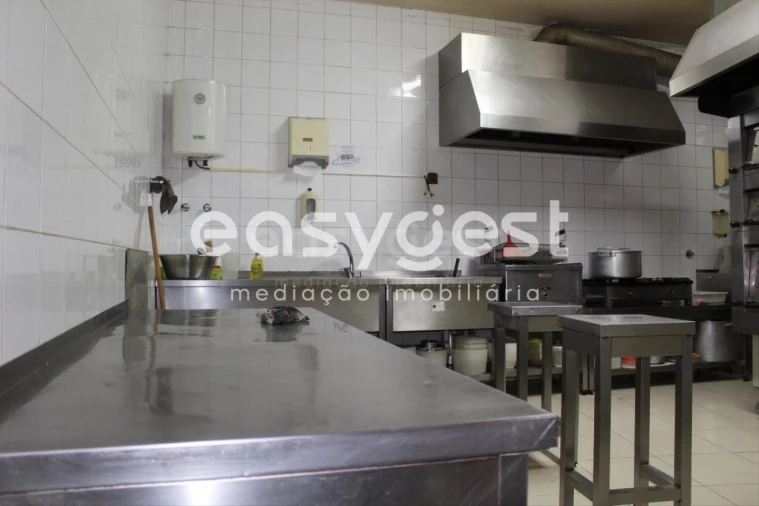 Loja para Venda em Marinha Grande