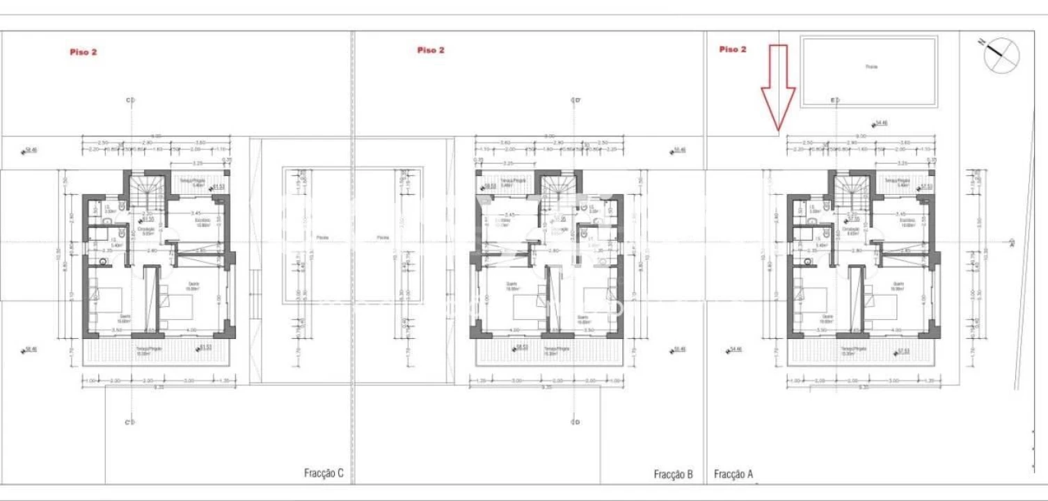 Moradia T4 para Venda em Miragaia e Marteleira Foto 16