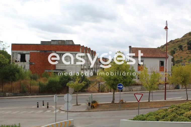 Armazém para Venda em Abrantes (São Vicente e São João) e Alferrarede Foto 15