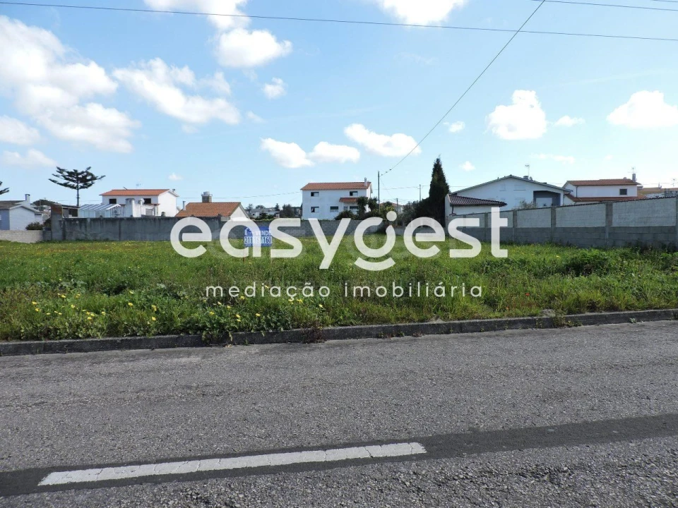 Terreno para Venda em Vieira de Leiria Foto 2