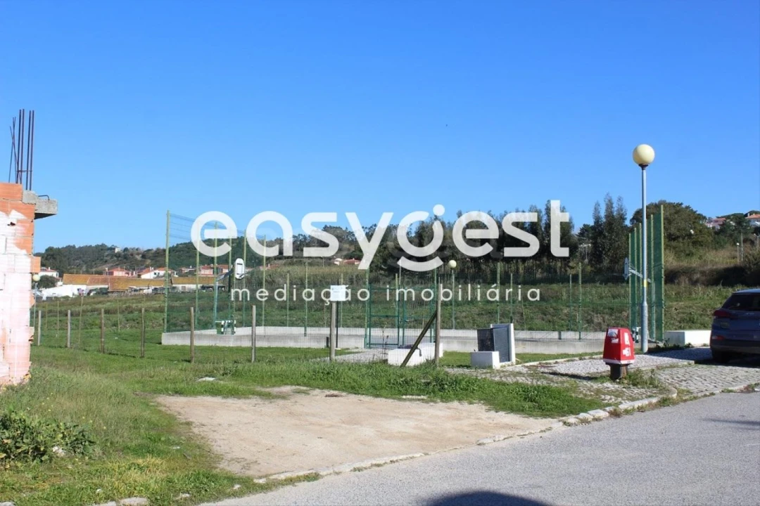 Terreno para Venda em Tornada e Salir do Porto Foto 6