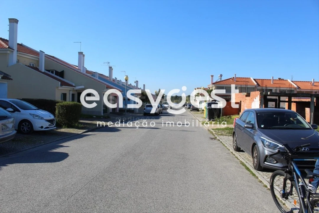 Terreno para Venda em Tornada e Salir do Porto Foto 9