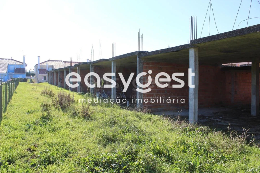 Terreno para Venda em Tornada e Salir do Porto Foto 14