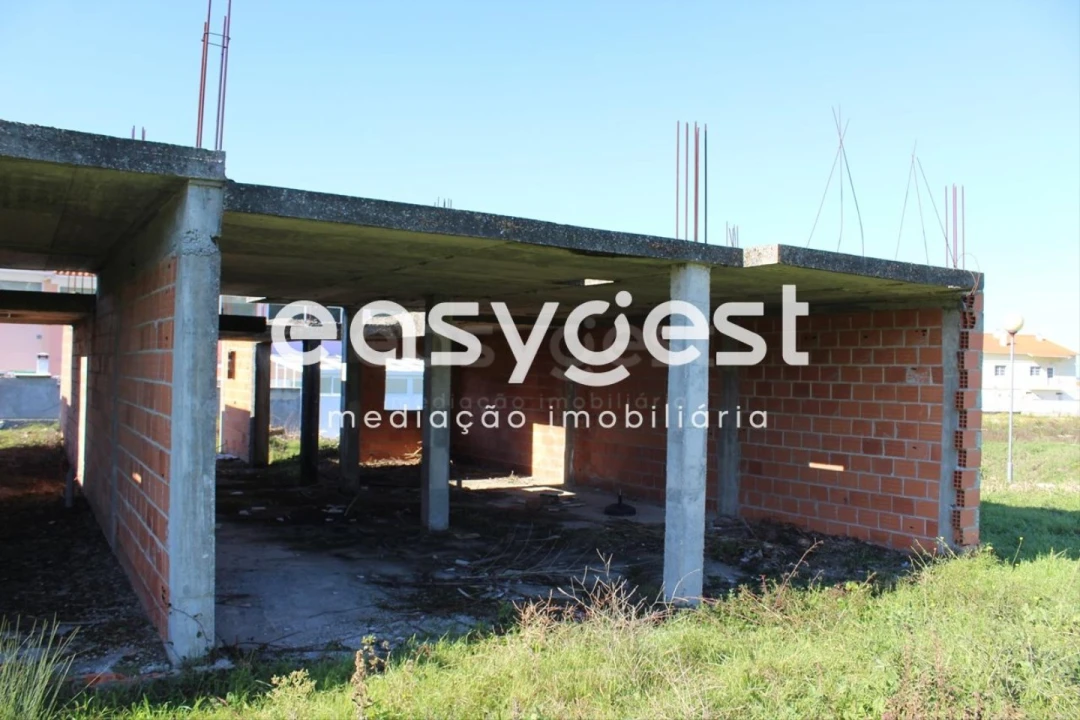 Terreno para Venda em Tornada e Salir do Porto Foto 17