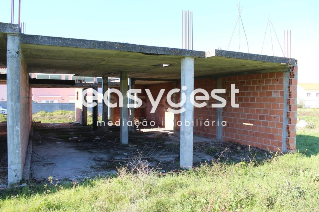 Terreno para Venda em Tornada e Salir do Porto Foto 18