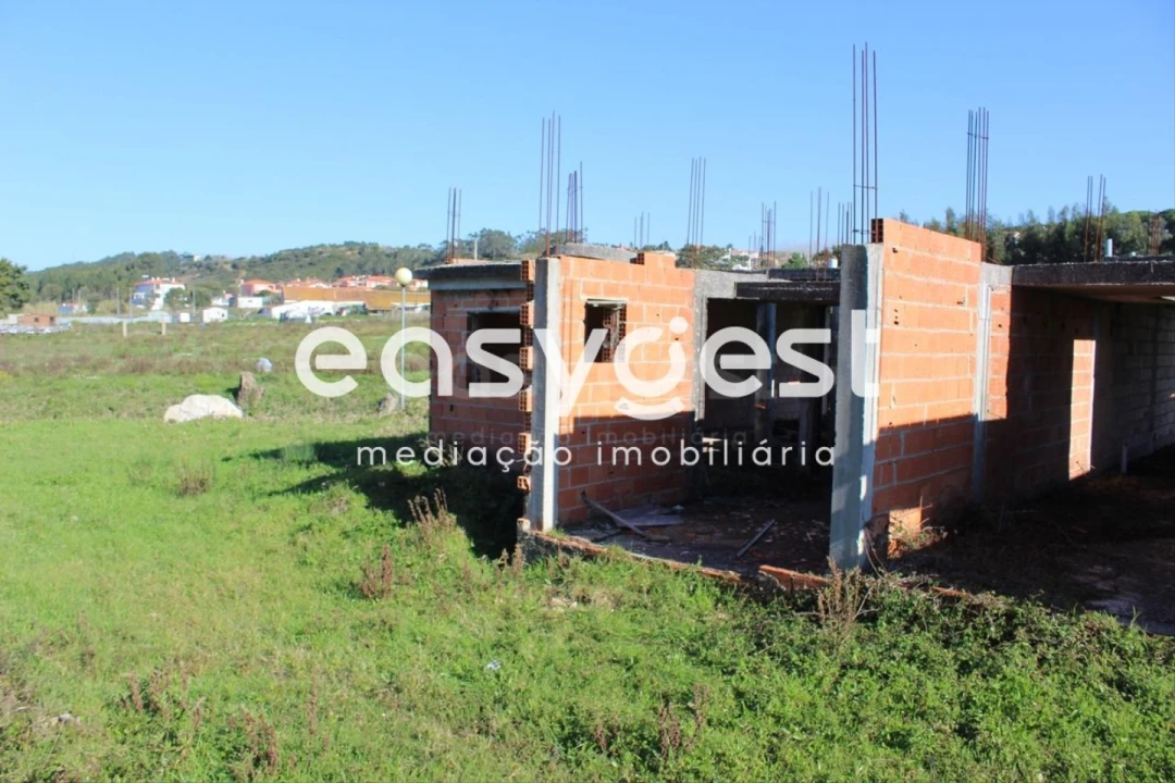 Terreno para Venda em Tornada e Salir do Porto Foto 26