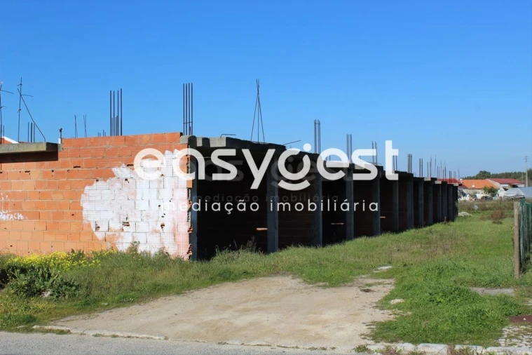 Terreno para Venda em Tornada e Salir do Porto Foto 4