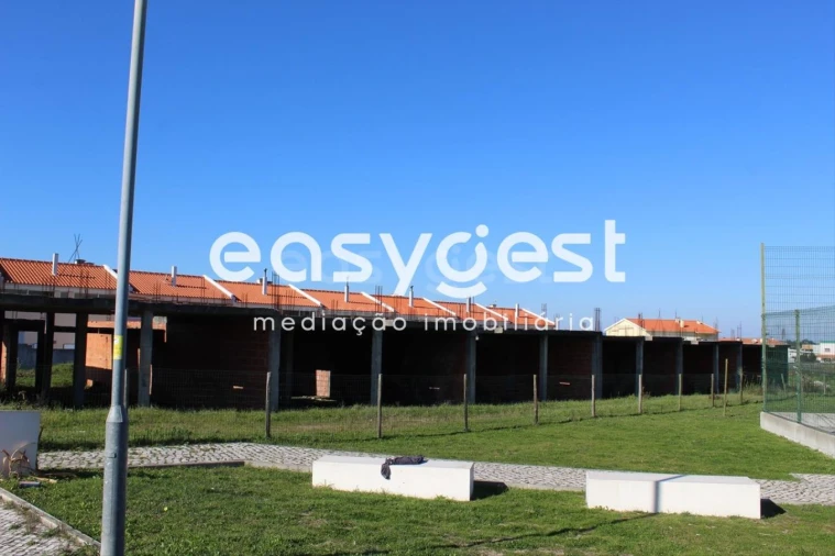 Terreno para Venda em Tornada e Salir do Porto Foto 8