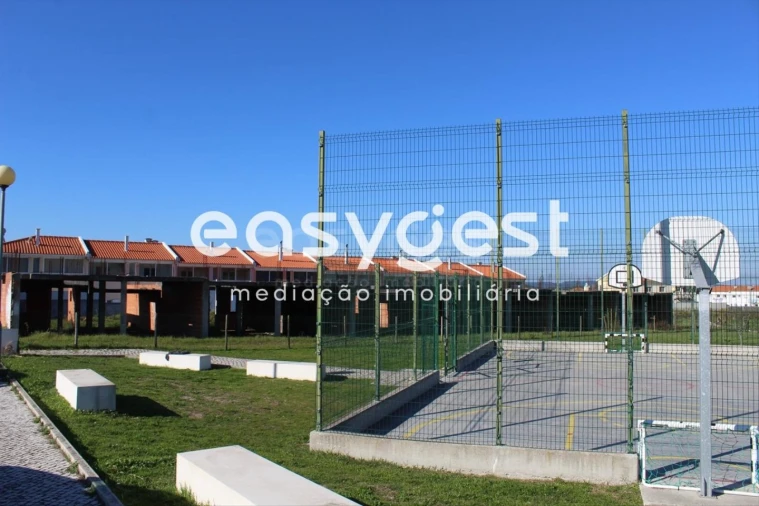 Terreno para Venda em Tornada e Salir do Porto Foto 10