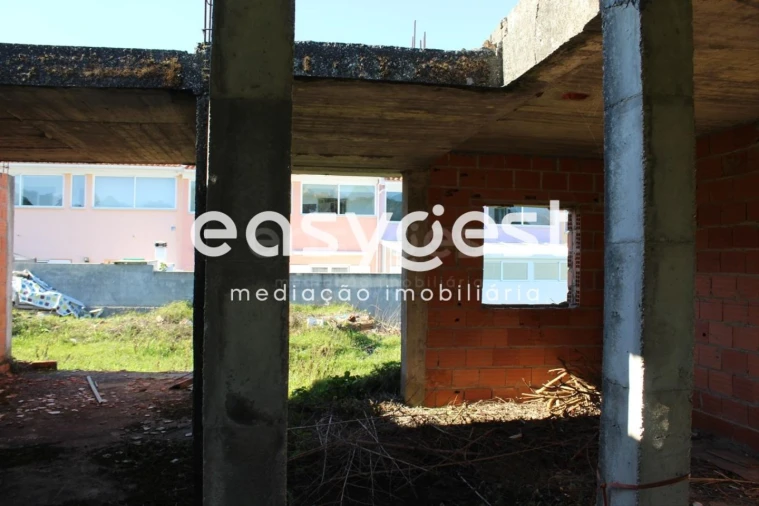 Terreno para Venda em Tornada e Salir do Porto Foto 19