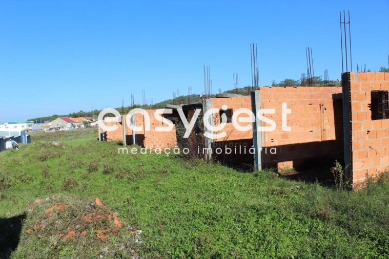 Terreno para Venda em Tornada e Salir do Porto Foto 32