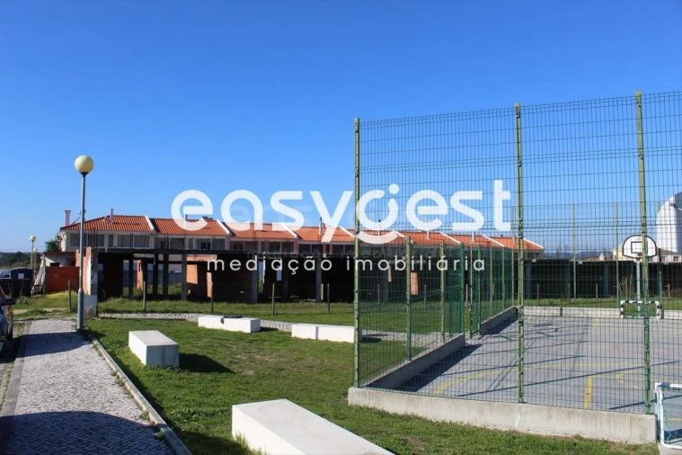 Terreno para Venda em Tornada e Salir do Porto Foto 40