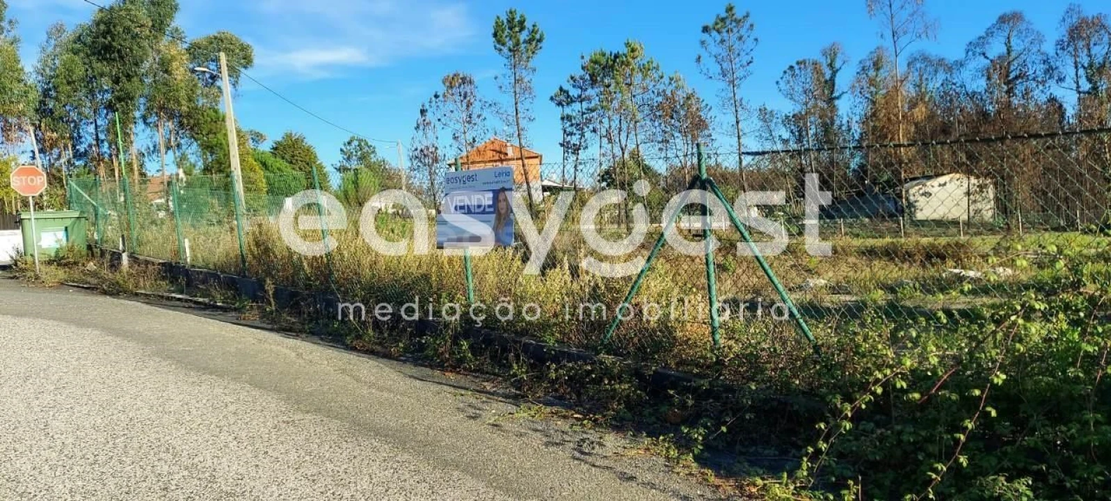 Terreno para Venda em Caranguejeira Foto 14