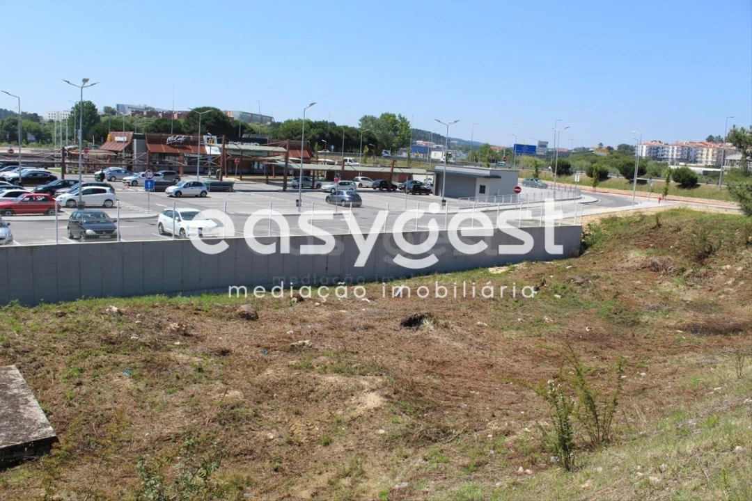 Terreno para Venda em Leiria, Pousos, Barreira e Cortes Foto 4