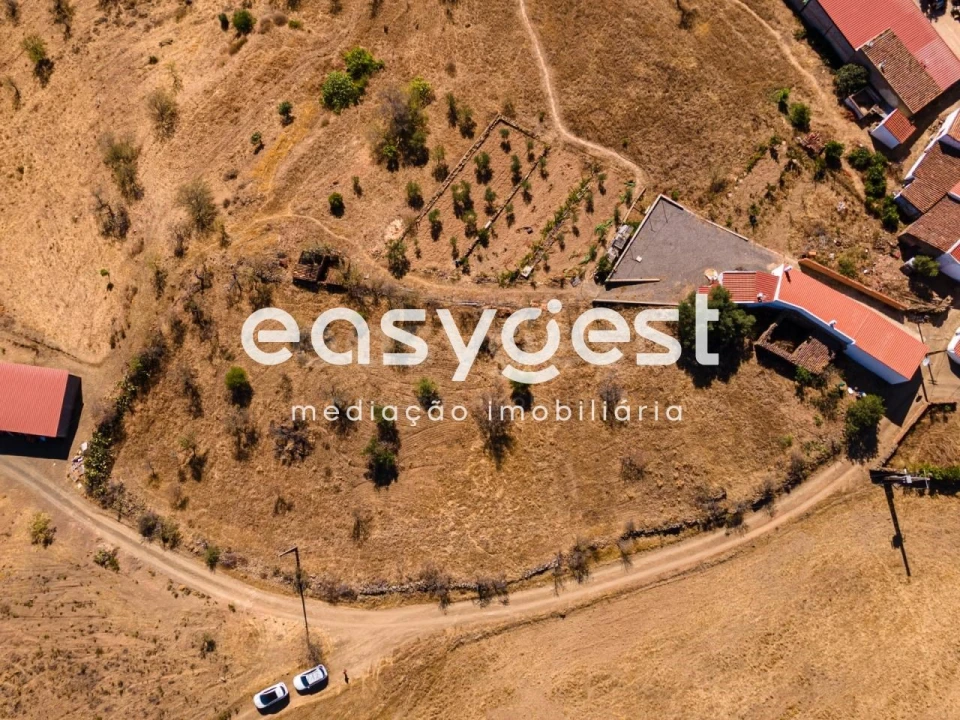 Terreno Misto para Venda em Odeleite Foto 2