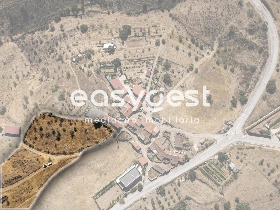 Terreno Misto para Venda em Odeleite Foto 6