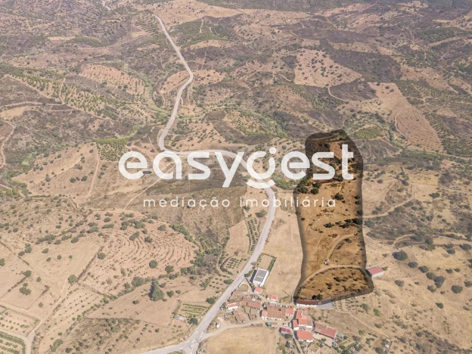 Terreno Misto para Venda em Odeleite Foto 8