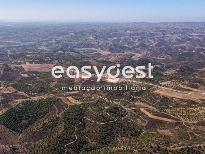 Terreno Misto para Venda em Odeleite Foto 17